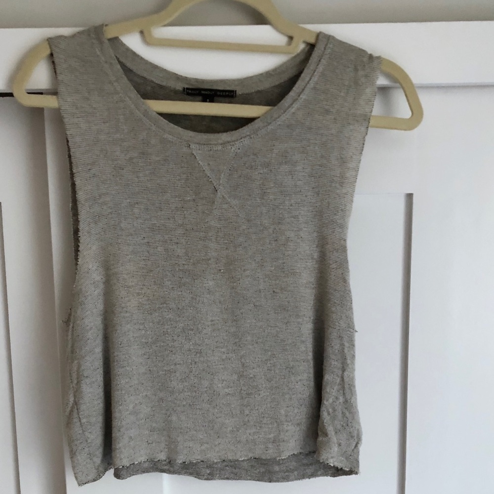 Urban outfitter truly madly deeply crop top
